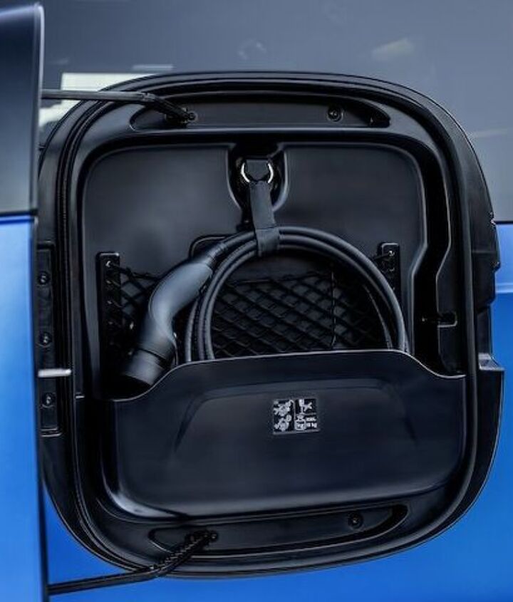 gelndewagen electrified mercedes benz g 580 with eq technology