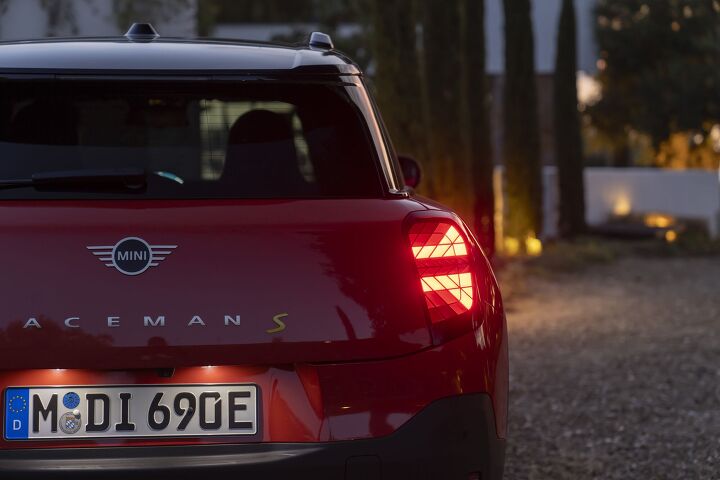 coming to america the mini aceman