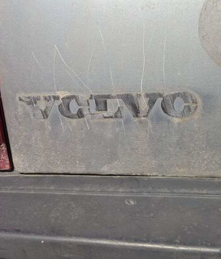 junkyard find 1988 volvo 740 gle with 403 348 miles