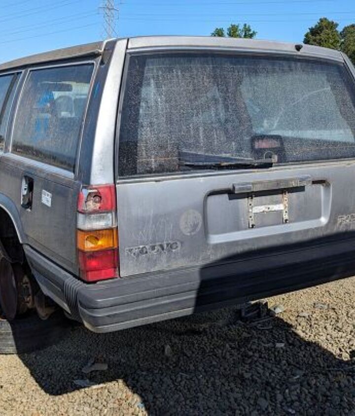 junkyard find 1988 volvo 740 gle with 403 348 miles