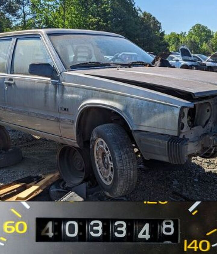 junkyard find 1988 volvo 740 gle with 403 348 miles