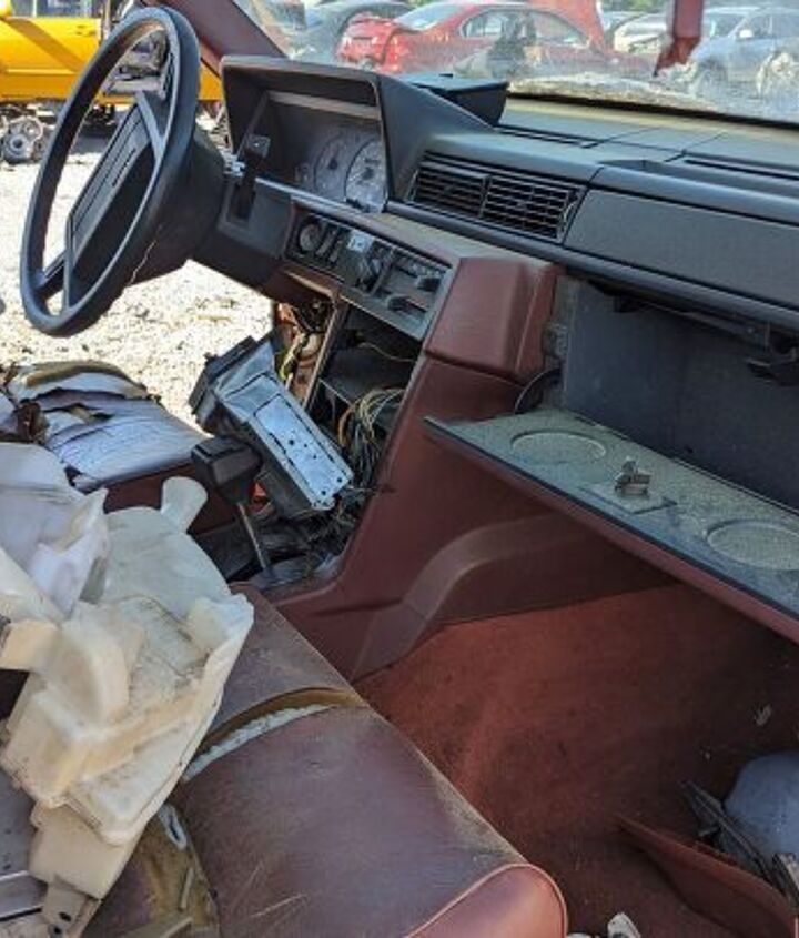 junkyard find 1988 volvo 740 gle with 403 348 miles