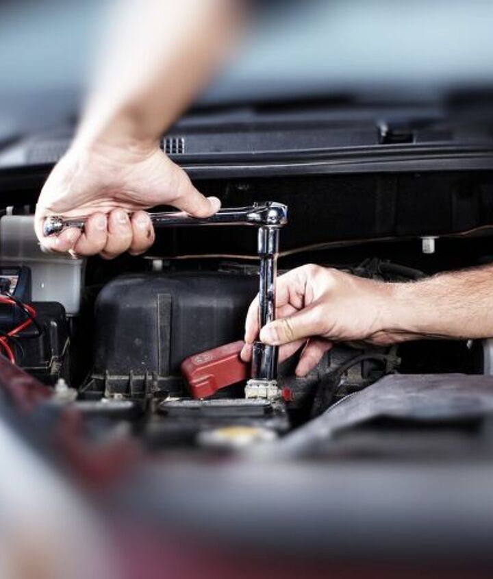 gen z has lower satisfaction rates when it comes to aftermarket service providers, Photo credit grinny Shutterstock com