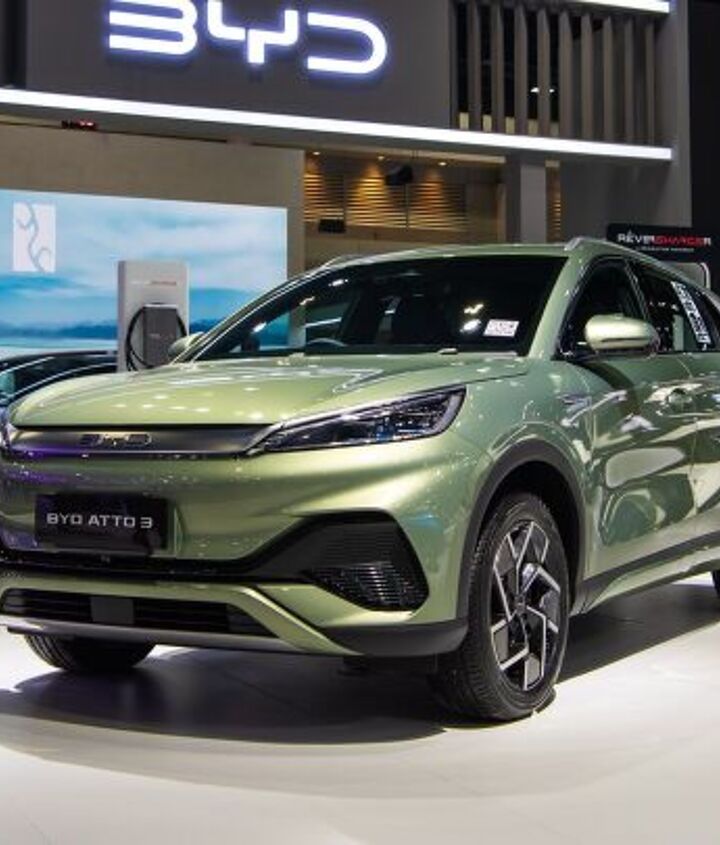 u s commerce secretary u s eying strong action against chinese connected vehicles