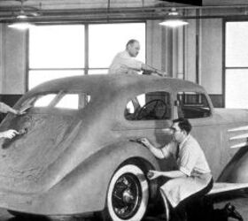 gallery cool cadillacs, 1933 Cadillac Aerodynamic Coupe World s Fair Show Car