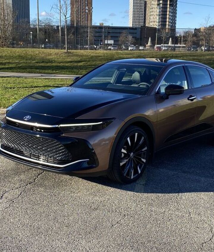 2023 toyota crown platinum review eating some crow