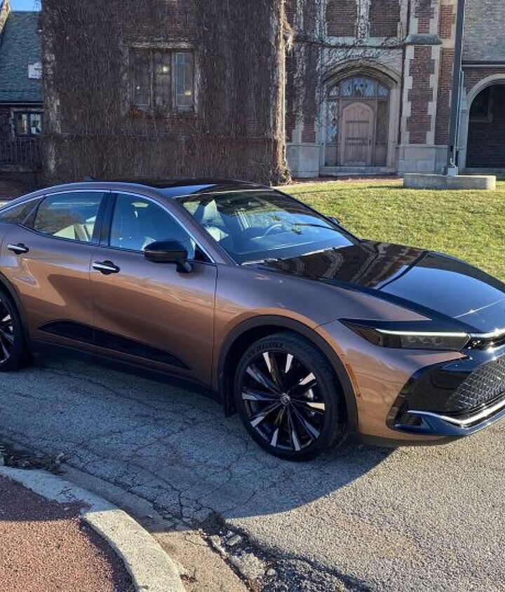 2023 toyota crown platinum review eating some crow