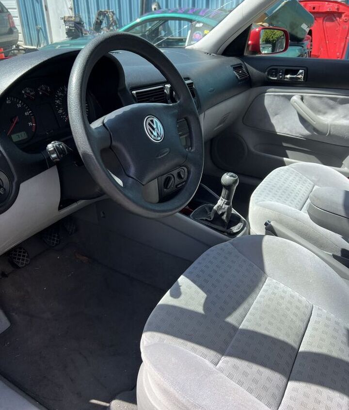 used car of the day 2003 volkswagen golf