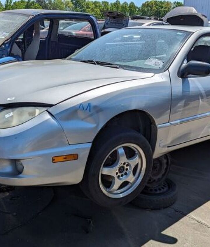 junkyard find 2005 pontiac sunfire