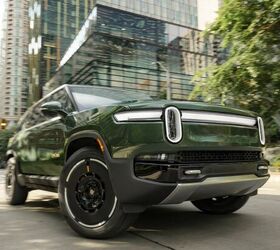 rivian updated the r1t and r1s with more power better tech and updated drivetrain