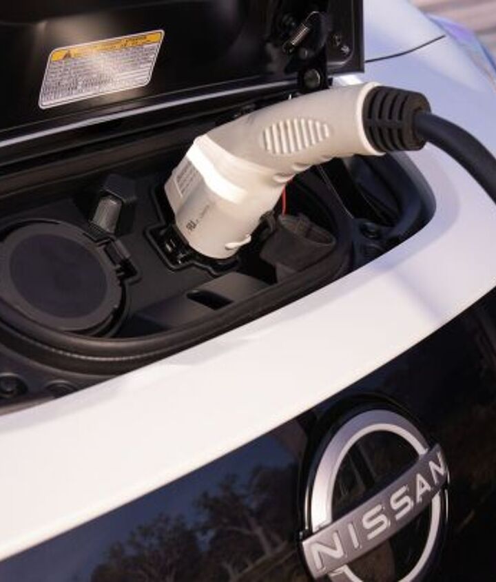 nissan will pay you 1 000 to buy a leaf if you own a chevy bolt