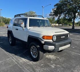 Used Car of the Day: 2011 Toyota FJ Cruiser