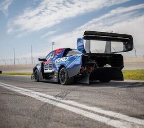 ford unveils 1 400hp f 150 lightning supertruck for pikes peak
