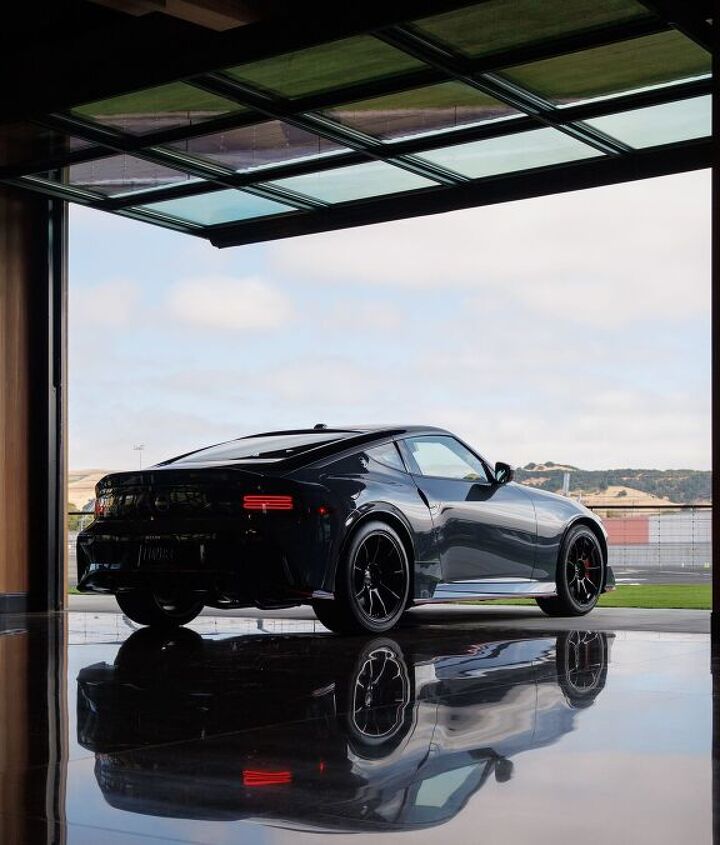 would you rather ford mustang vs nissan z