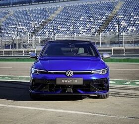 Volkswagen Cranks Golf R to 328 Horsepower