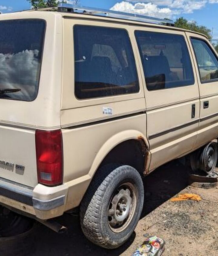 junkyard find 1987 dodge caravan se v6