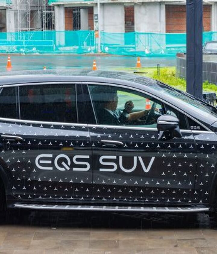 mercedes to install 400kw chargers at starbucks locations