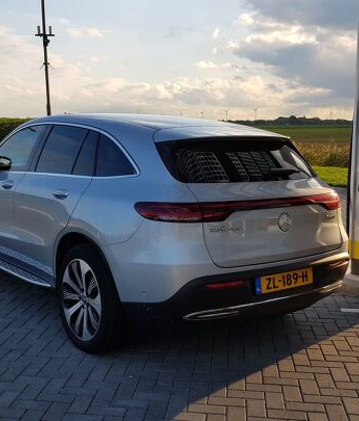 mercedes to install 400kw chargers at starbucks locations