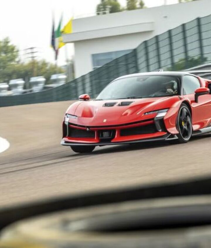 ferrari-announces-changes-to-lineup-812-and-sf90-discontinued tacika.ru