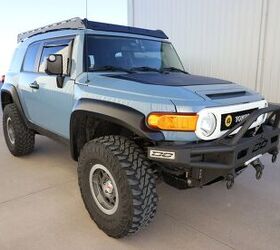 used car of the day 2014 toyota fj cruiser trail teams ultimate edition