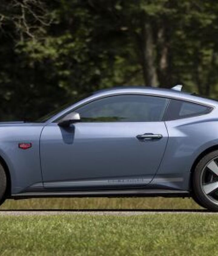 ford-revives-brittany-blue-paint-for-mustangs-60th-birthday tacika.ru