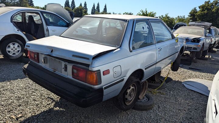 junkyard find 1983 nissan sentra deluxe mpg 2 door sedan