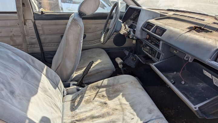 junkyard find 1983 nissan sentra deluxe mpg 2 door sedan