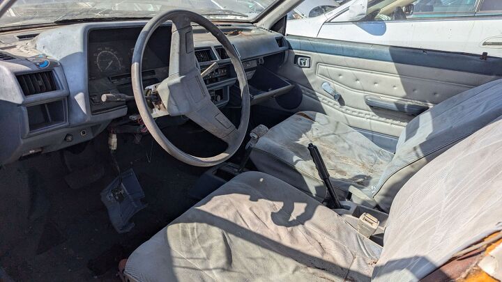 junkyard find 1983 nissan sentra deluxe mpg 2 door sedan