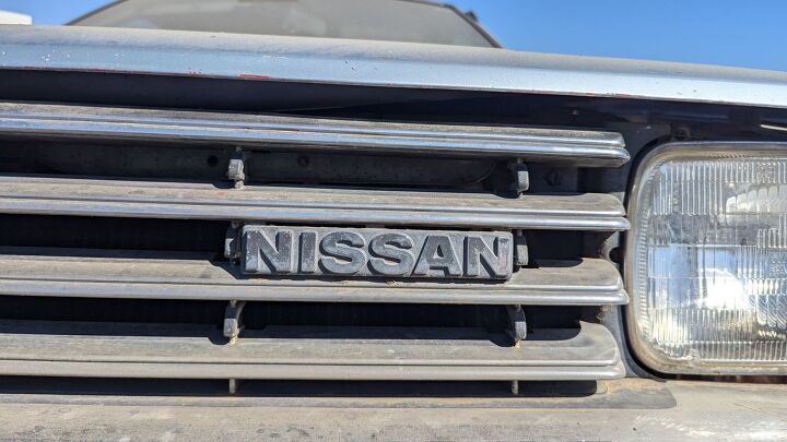 junkyard find 1983 nissan sentra deluxe mpg 2 door sedan