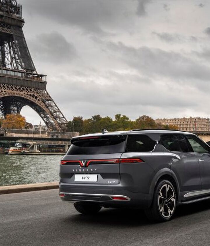 2024 vinfast vf9 sees huge discounts before u s launch