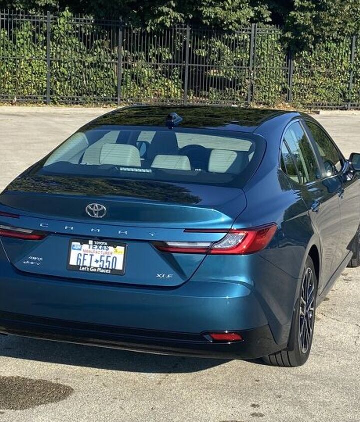 drive notes 2024 toyota camry hybrid xle awd