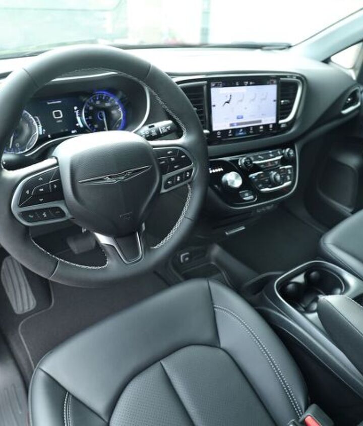 voyager returns to chrysler lineup as entry level van