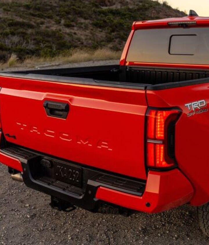 would you rather nissan frontier vs toyota tacoma