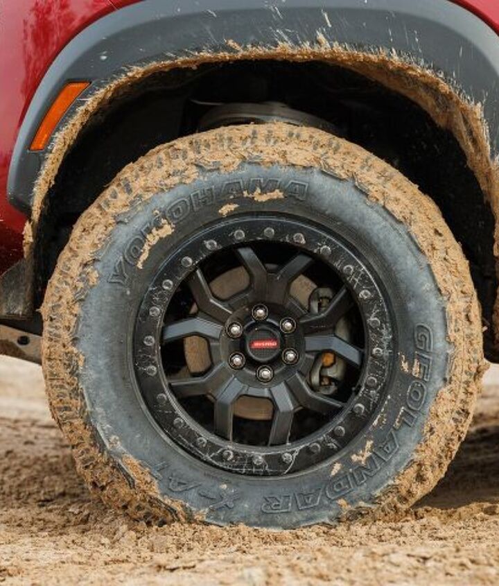 would you rather nissan frontier vs toyota tacoma