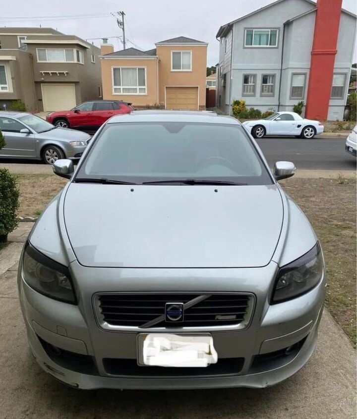 used car of the day 2009 volvo c30 t5 r design