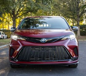 2025 toyota sienna first drive same but different