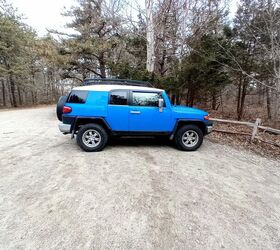 used car of the day 2007 toyota fj cruiser