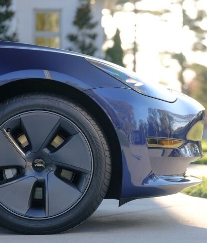 nokian-rolls-out-ultra-high-performance-tire-the-surpass-as01 tacika.ru