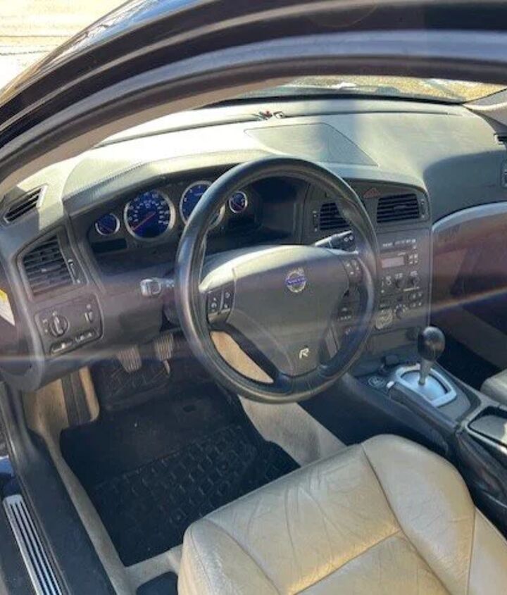 used-car-of-the-day-2004-volvo-v70r tacika.ru