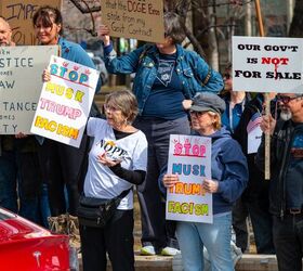 tesla protests intensify over the weekend with six arrested in nyc