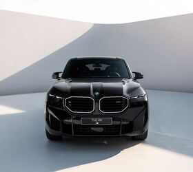 see photos of the bmw xm