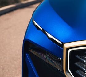 see photos of the bmw xm