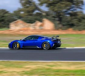 gaze upon the maserati gt2 stradale