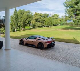 gaze upon the maserati gt2 stradale