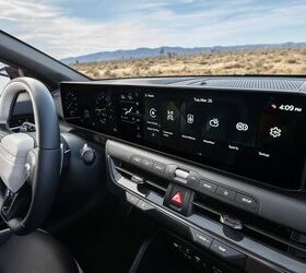 see photos of the 2026 kia k4 hatchback