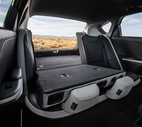 see photos of the 2026 kia k4 hatchback