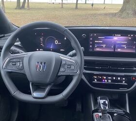 see more photos of the 2025 buick envista avenir