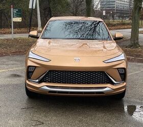 see more photos of the 2025 buick envista avenir