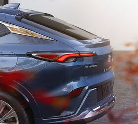 see more photos of the 2025 buick envista avenir