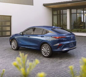 see more photos of the 2025 buick envista avenir